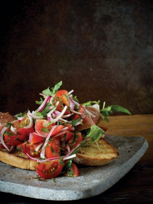 Rosemary & Rye Bruschetta with  Prosciutto, Rocket & Tomato Salsa