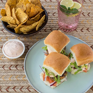 Mexican Beef Sliders with Salad & Corn Chips - My Food Bag