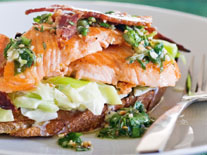 Bruschetta with salmon, leek and watercress pesto