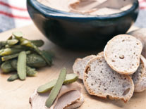 Liver parfait with pickles & sourdough