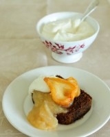 Spicy carrot loaf with pear puree and ricotta cream - gluten free