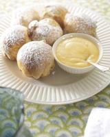 Warm Brioche and Lemon Curd