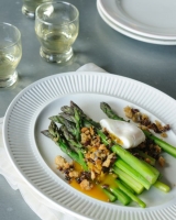 Garlic, herb and olive crumbs